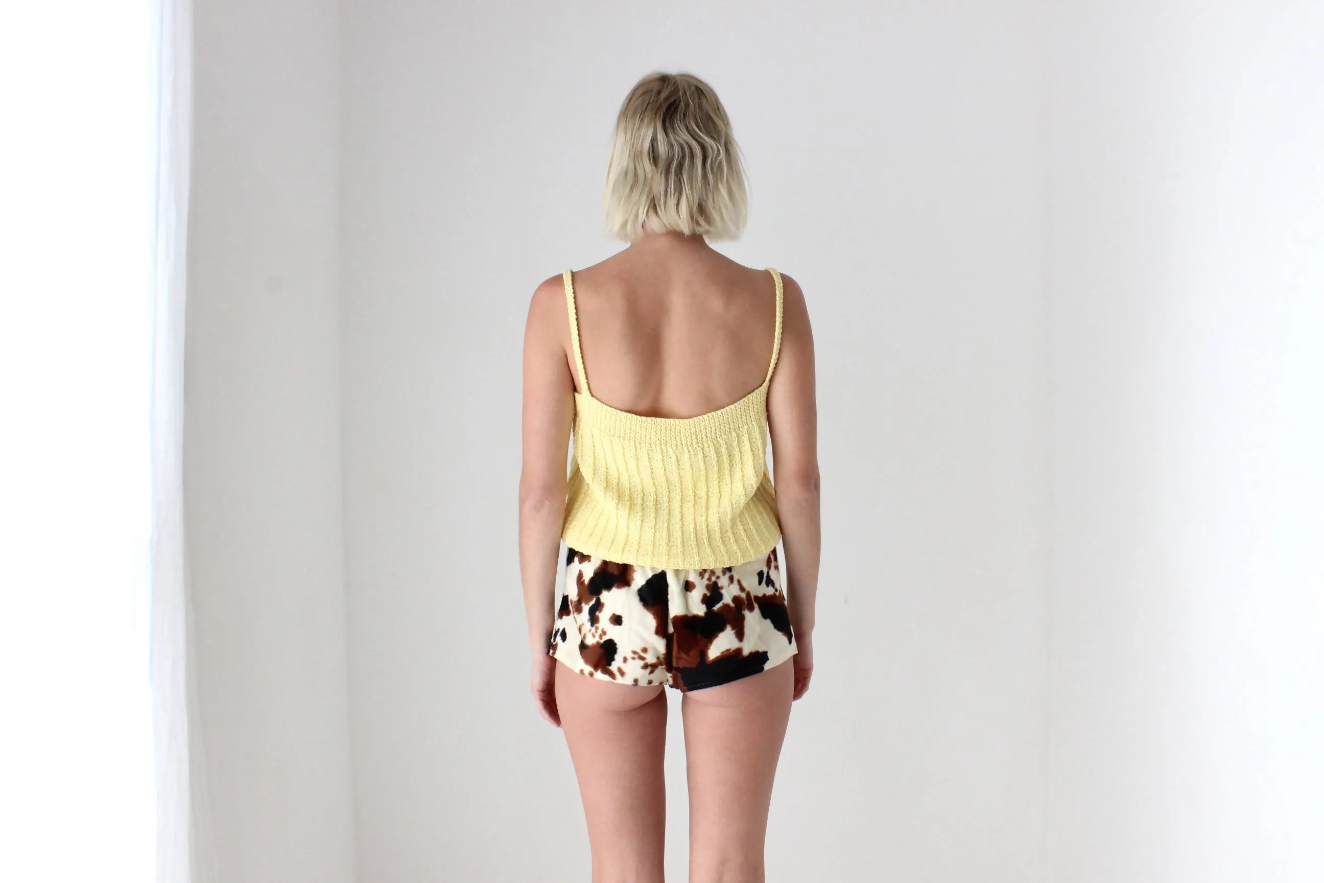Adorable 80s Hand Knit Lemon Tank