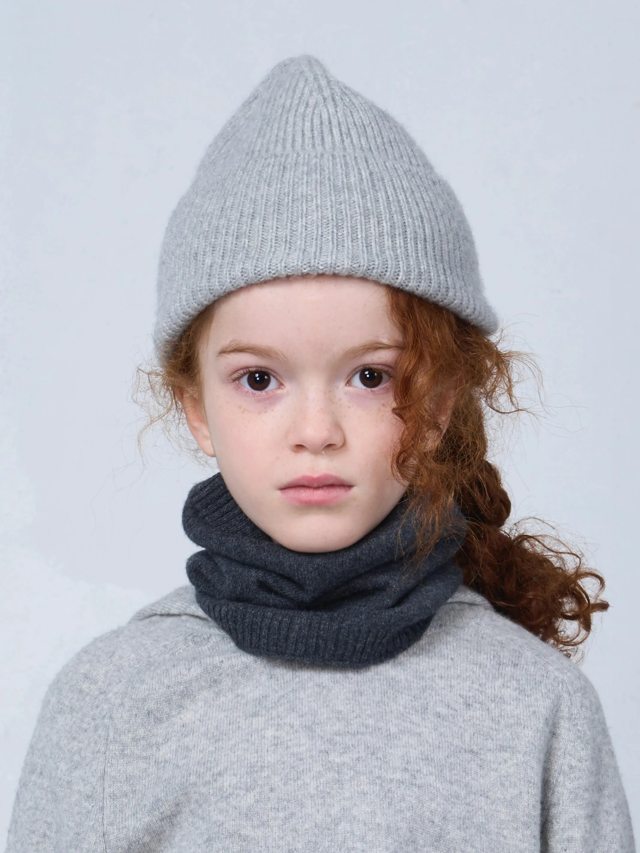BEANIE GREY