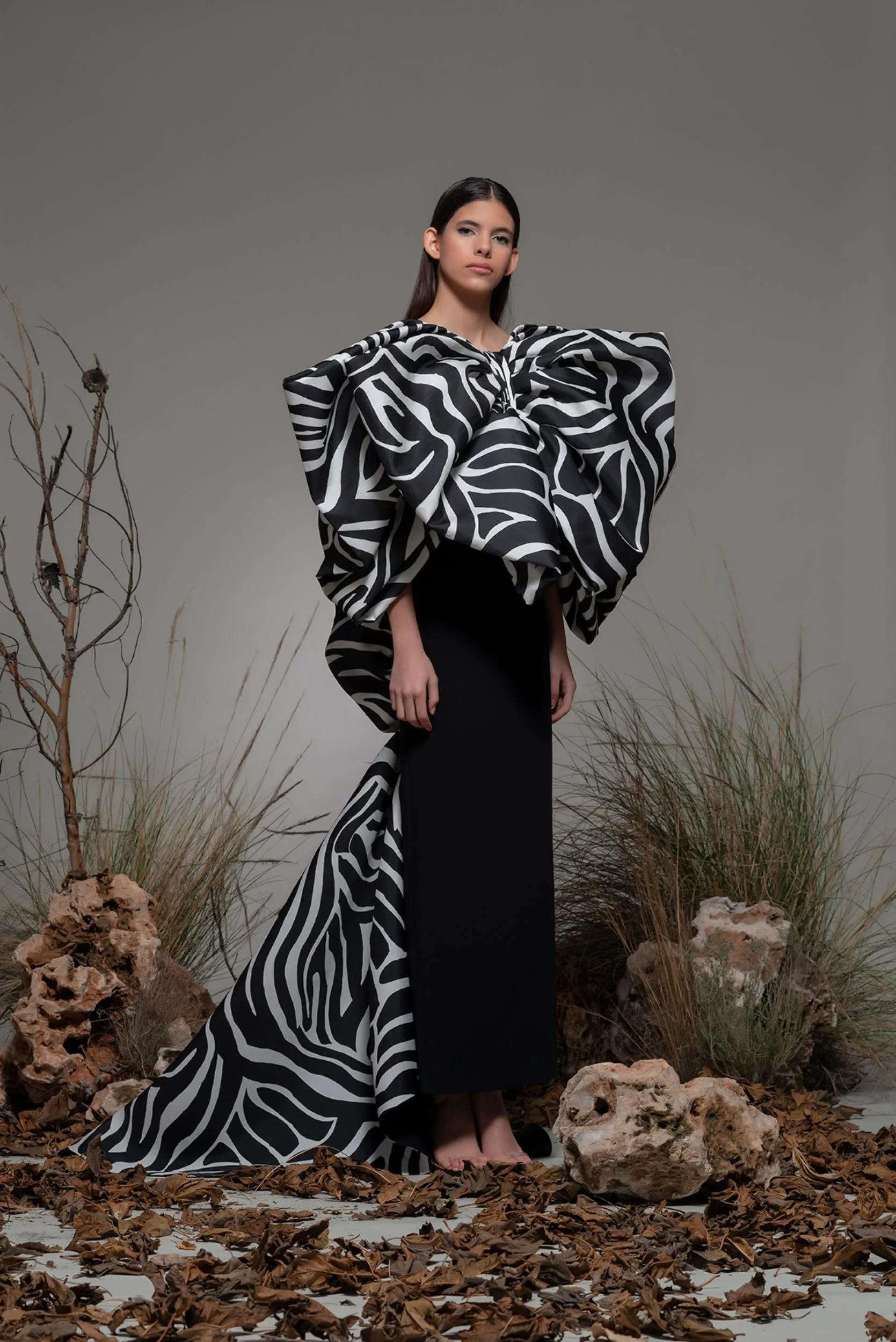 Column Midi Dress with Printed Bow and Train