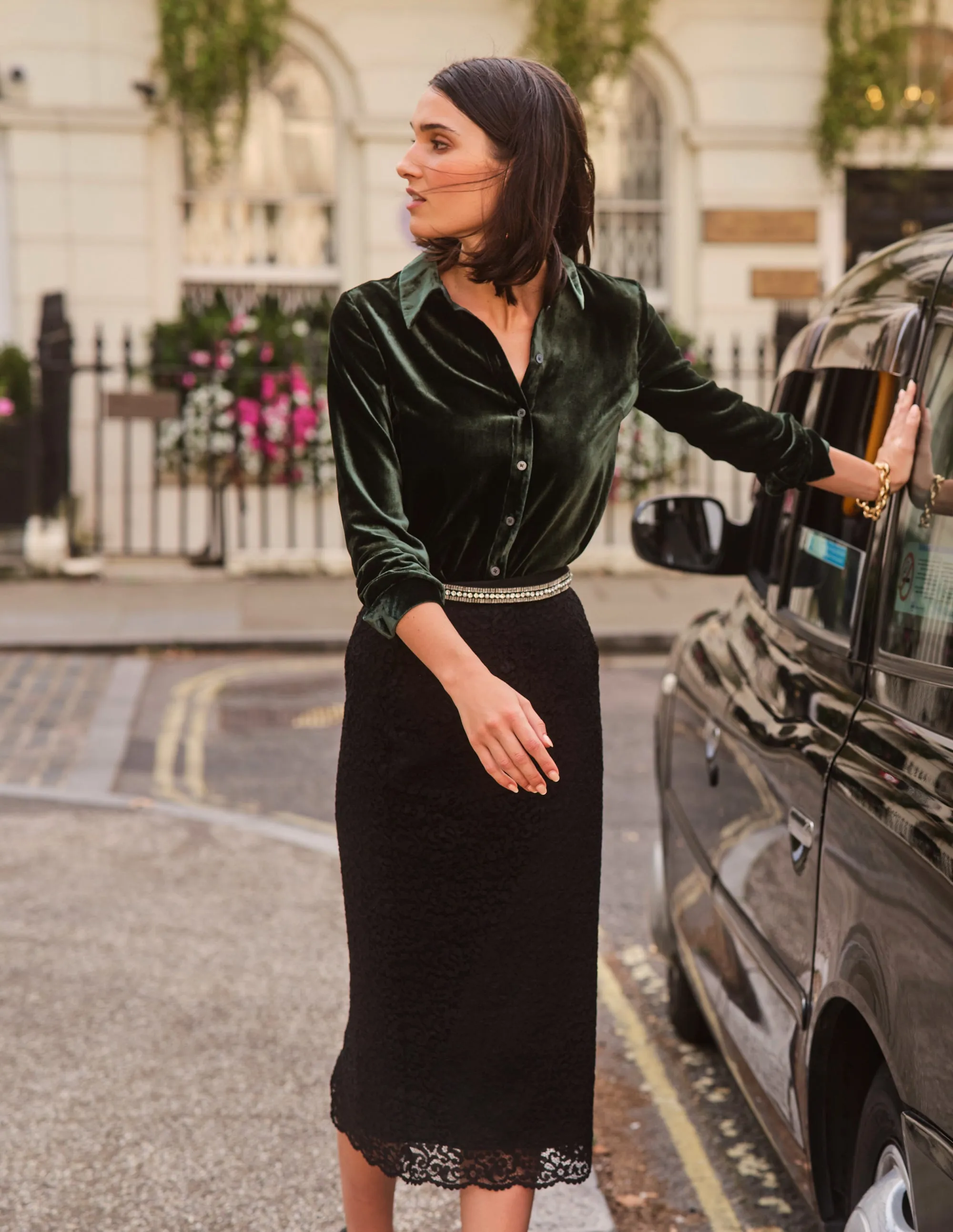 Lace Midi Skirt-Black