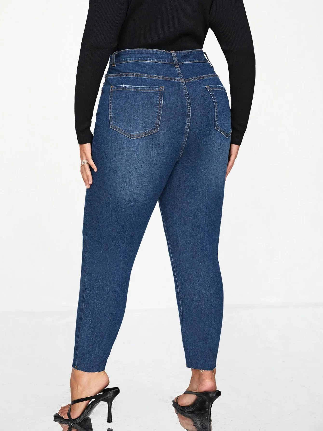Plain Raw Hem Natural Long Plus Size Jeans