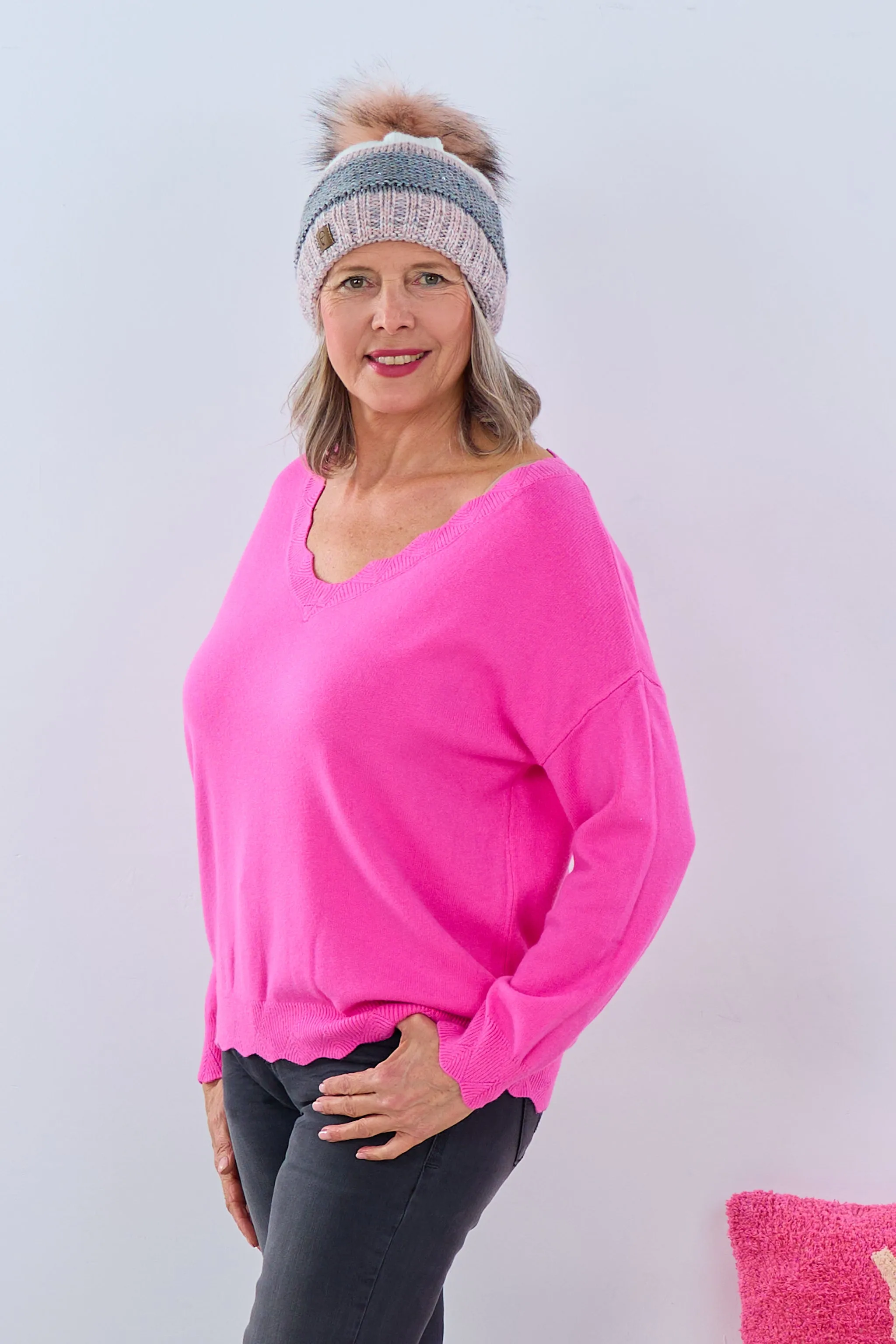 Pulli mit gezacktem V-Ausschnitt, pink