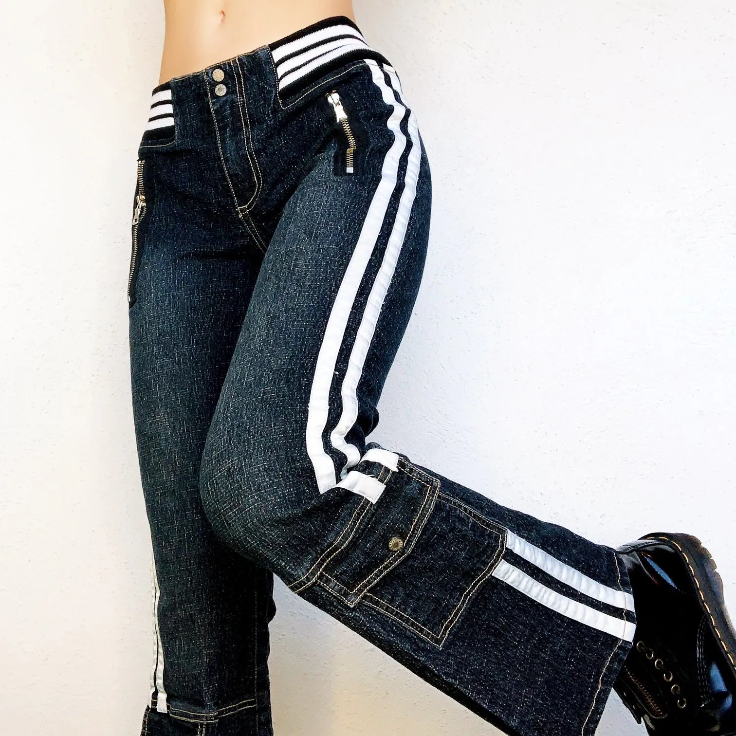 Sporty Vintage Cargo Jeans