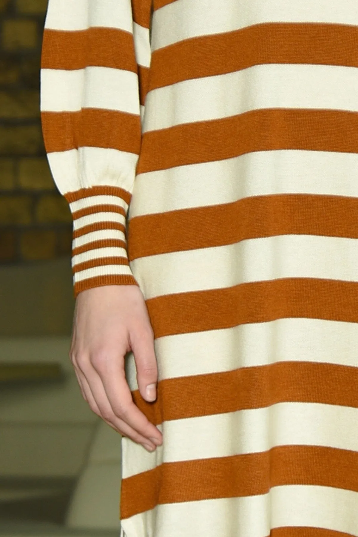 V - Iva La Revolution Dress Cinnamon Stripe