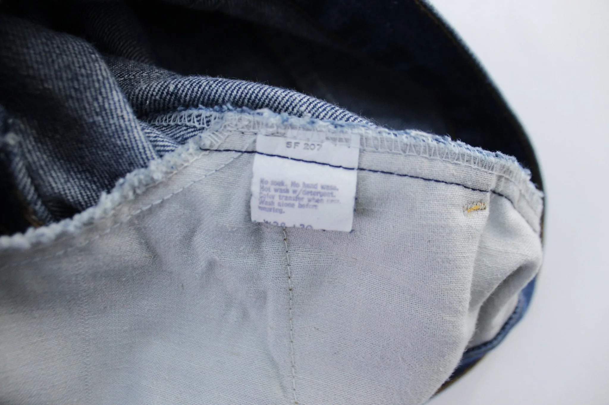 Vintage Women's Levi's Dark Wash Denim Flare Jeans